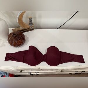 SKIMS strapless bra